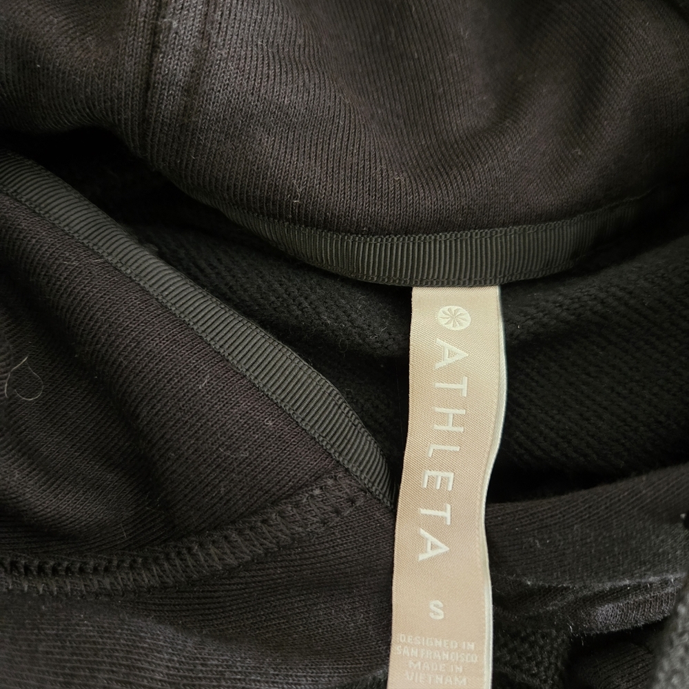 Athleta Cropped Pull Over Hoodie - Picture 3 of 4